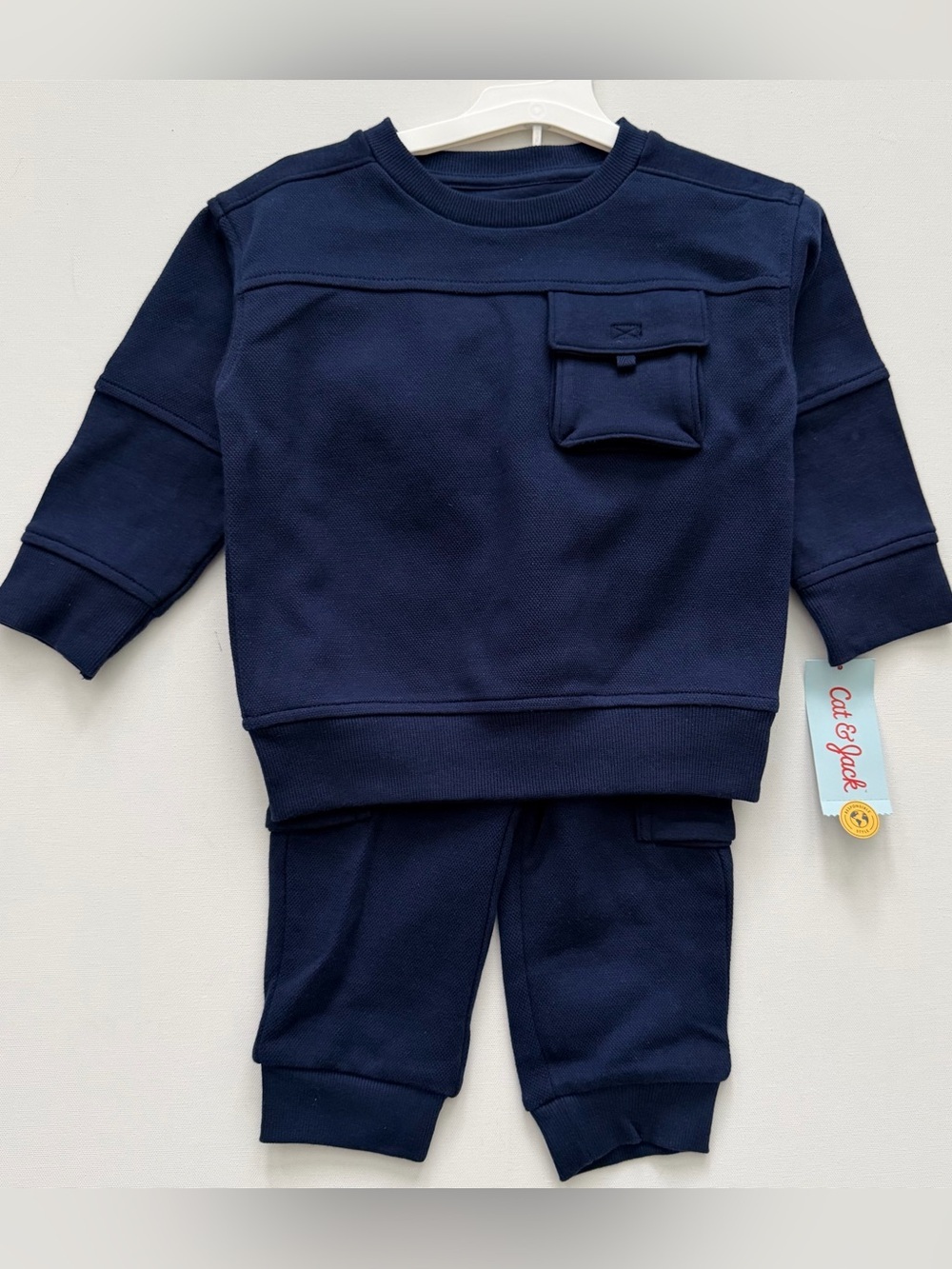 Cat & Jack Pocket Crewneck Sweatshirt and Jogger Set Size 2T